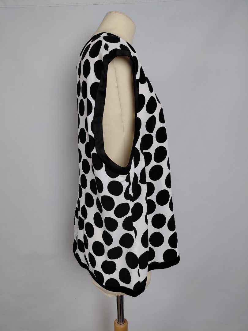 Full blouse (unused), EUR 48, Apanage Collection