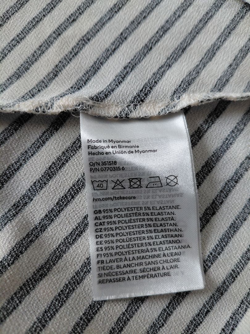 V-neck top, S, H&amp;M
