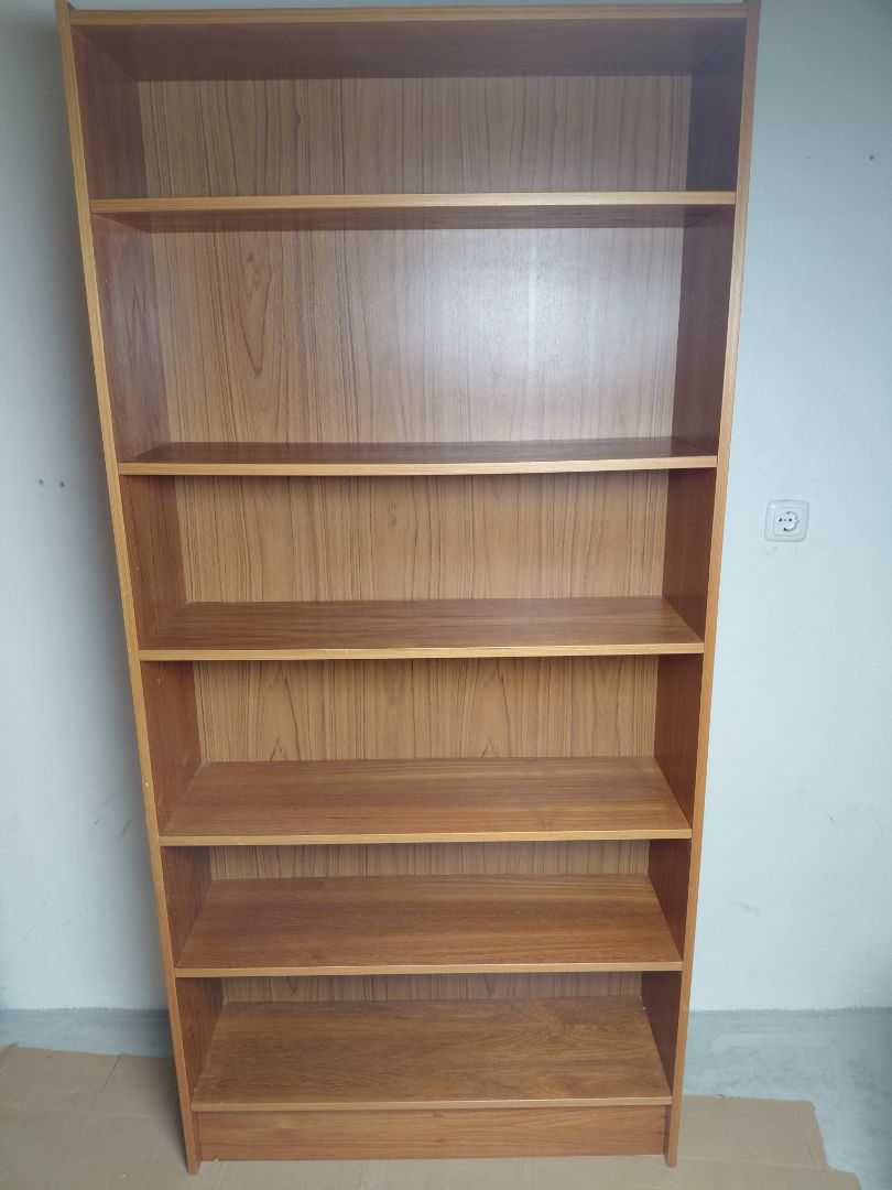 Teak bookshelf (190x90)