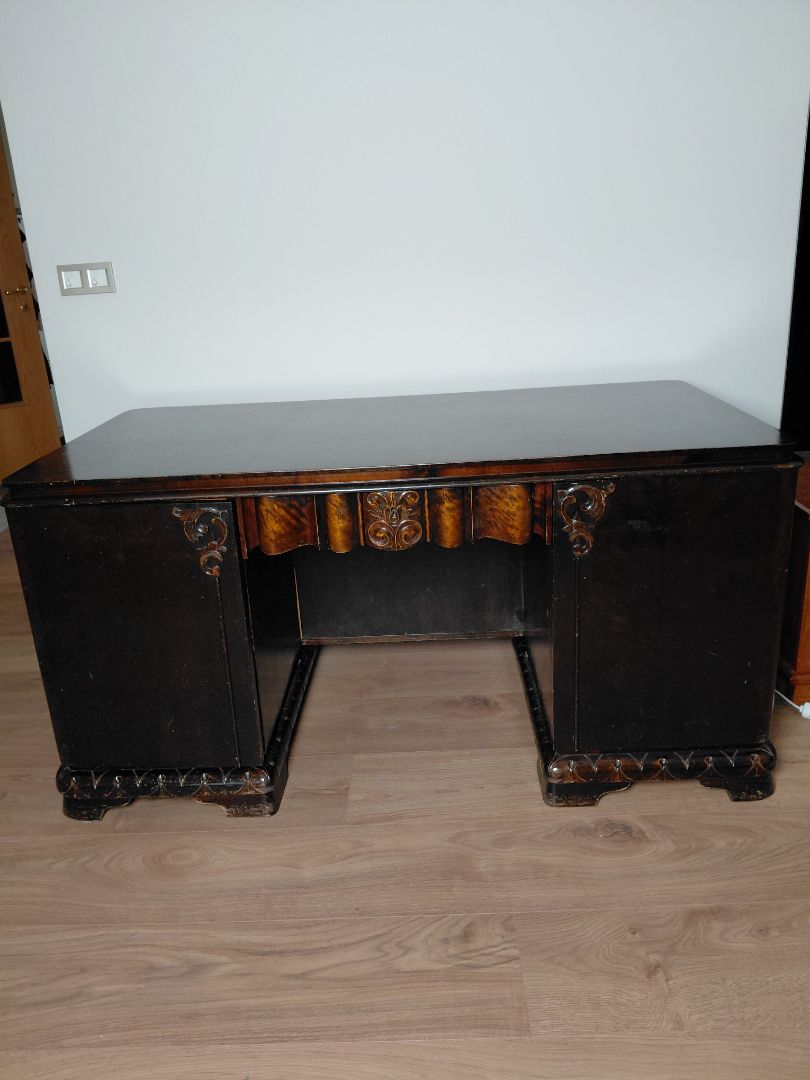 Antique desk (1880-1890) with shelves on the front