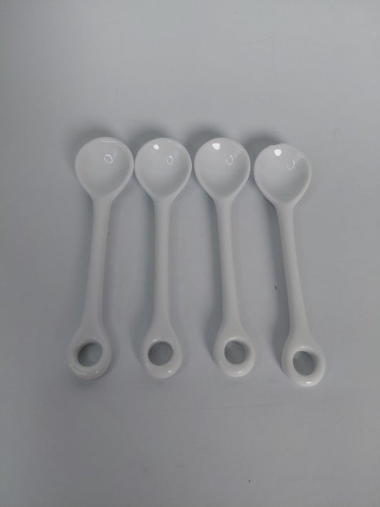 Porcelain teaspoons 4 pcs
