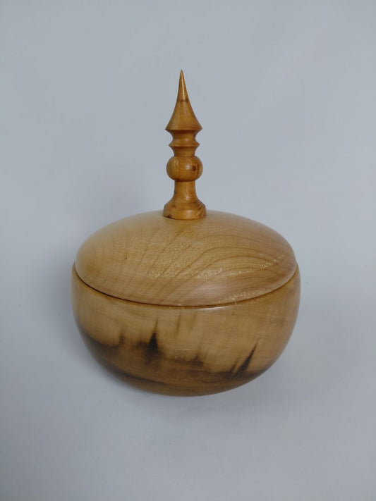 Wooden bowl with lid (unused), Woodcarving by Sigurbjarn Guðnason