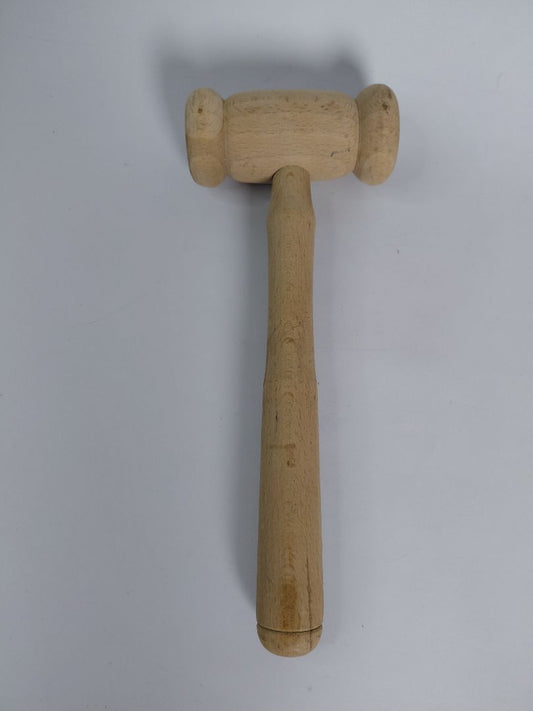 Lightweight wooden buff hammer