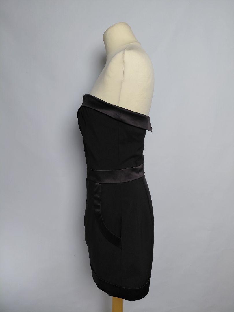 Stuttbuxna samfestingur (tux style), EUR 38, Asos