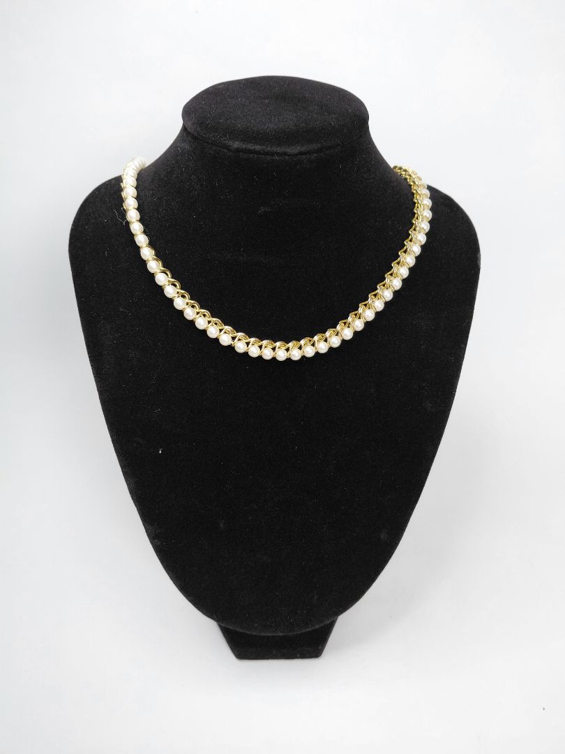 Vintage perlu hálsfesti (sídd 30.5 cm)