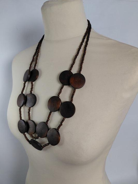 Tré hálsfesti síð