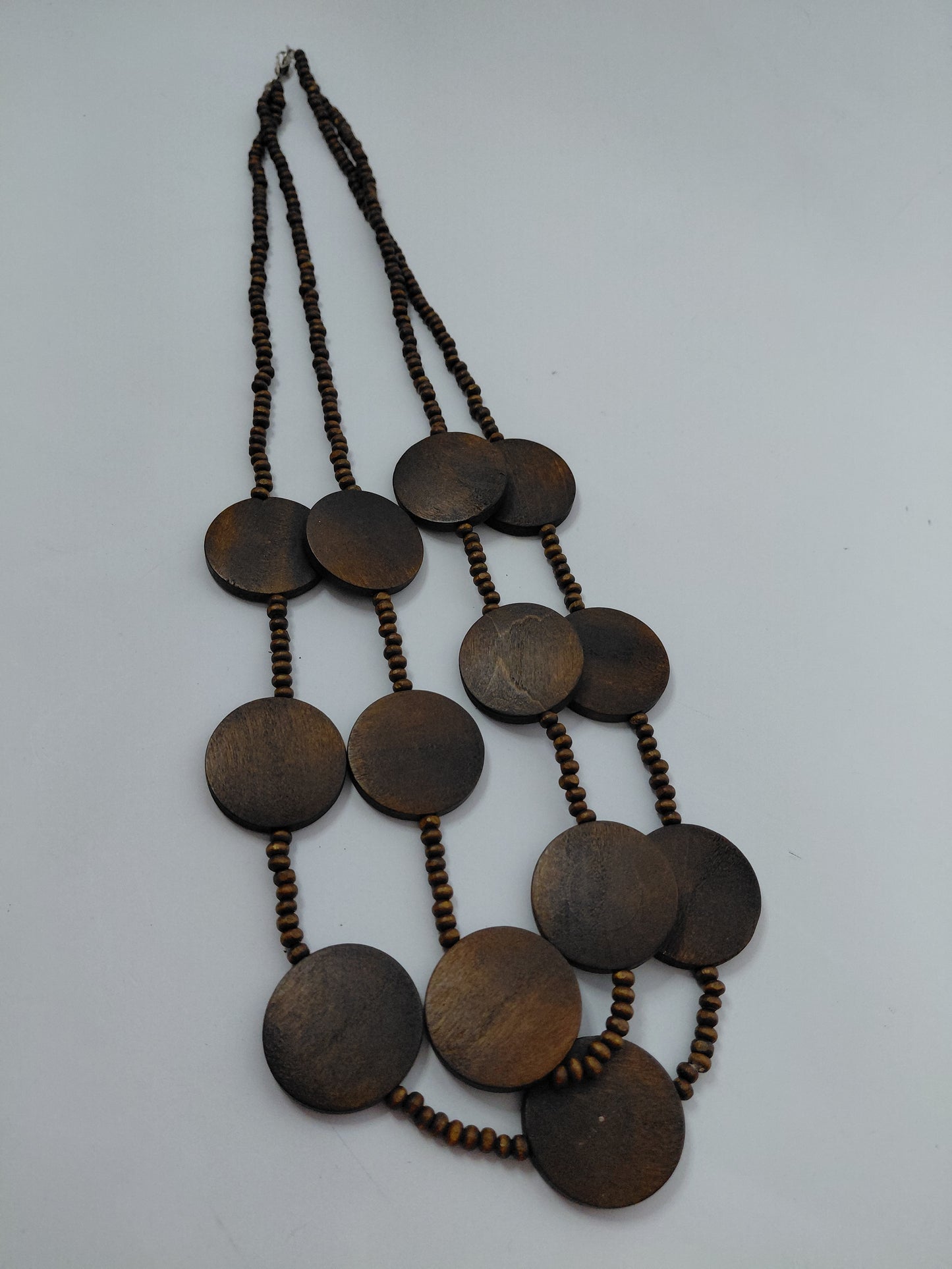 Tré hálsfesti síð