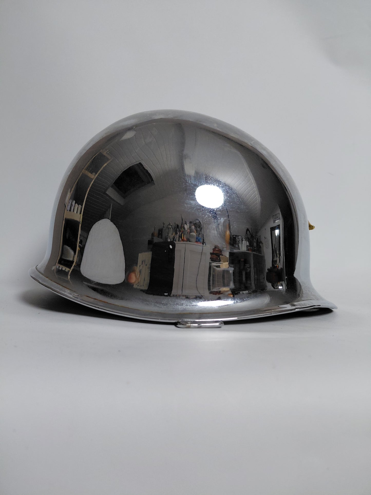 Vintage hjálmur (U.S. Military Police (MP) / Navy Honor Guard M1)