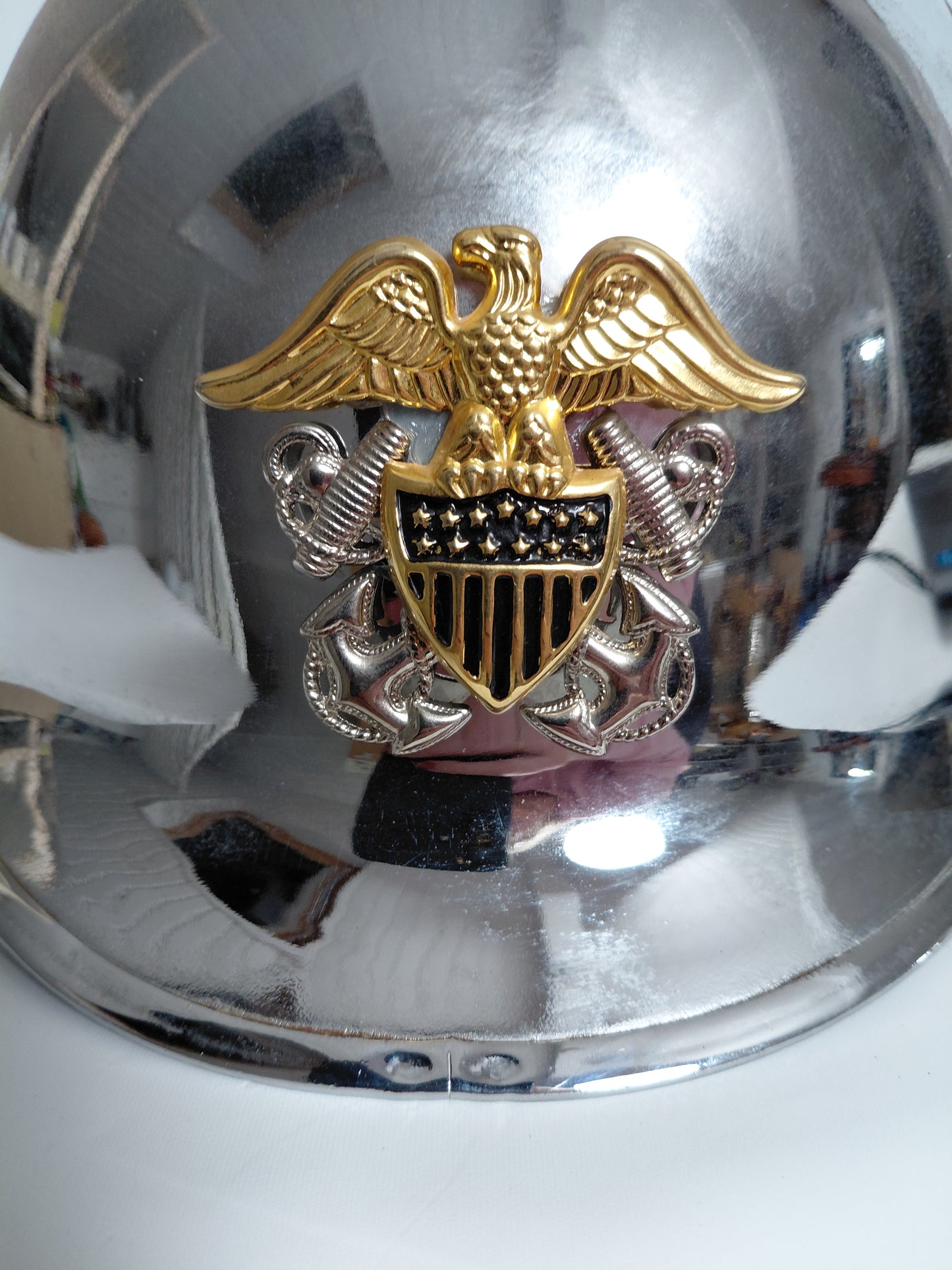 Vintage hjálmur (U.S. Military Police (MP) / Navy Honor Guard M1)