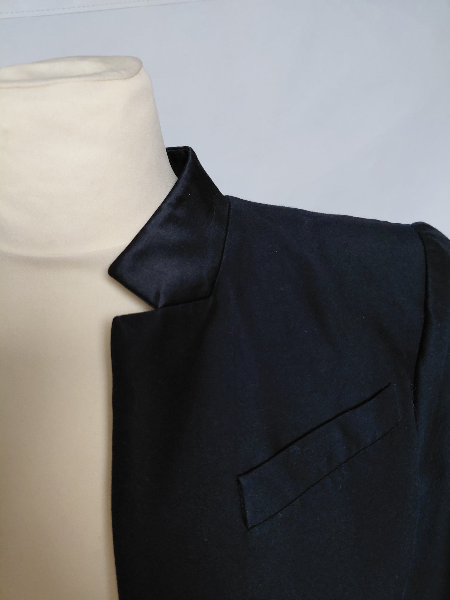 Siður jakki blazer tuxido style, S, BCBGMAXAZRIA