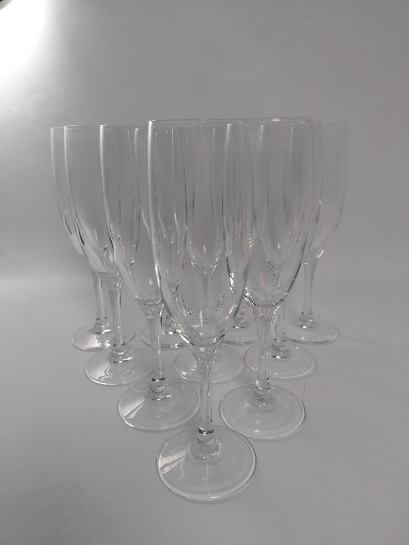 Kampavínsglös á fæti 10 stk (18 cl) Diamante línan, Fidenza Vetraria