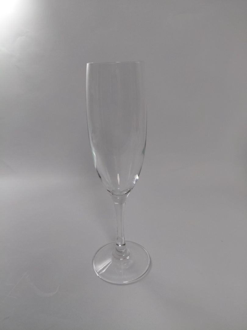 Kampavínsglös á fæti 10 stk (18 cl) Diamante línan, Fidenza Vetraria