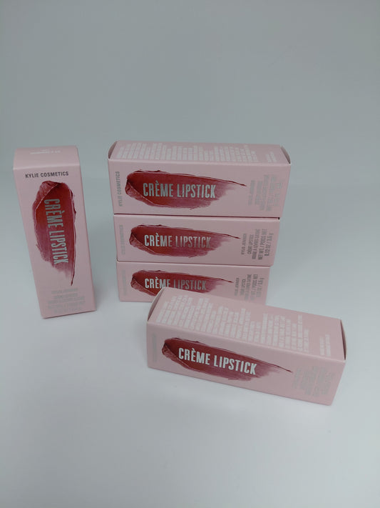 Varalitur, Créme lipstick, 331 Nowhere 2 go, Kylie Cosmetics