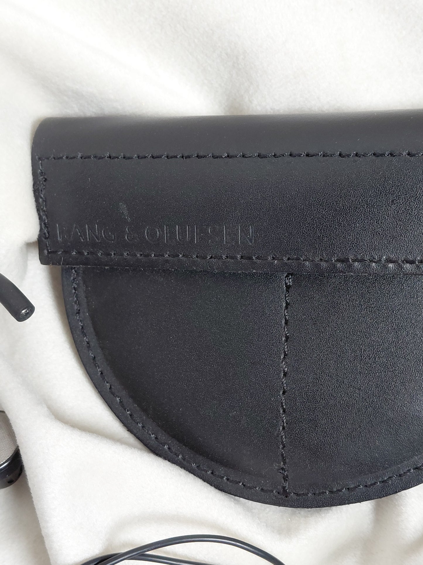 Vintage heyrnatól í eyru með snúru A8 með leður hulstri, Bang & Olufsen