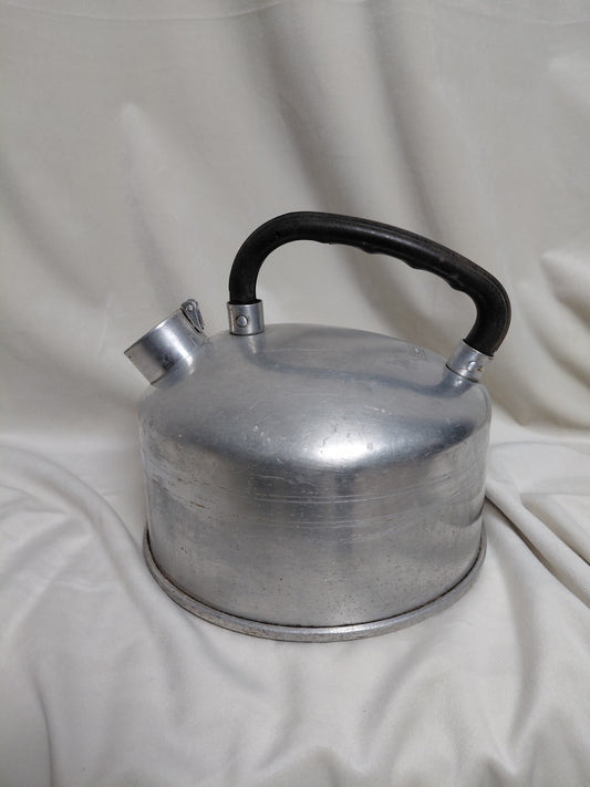 Vintage ketill (1940-1950s), Prestige (Platers & Stampers Ltd)