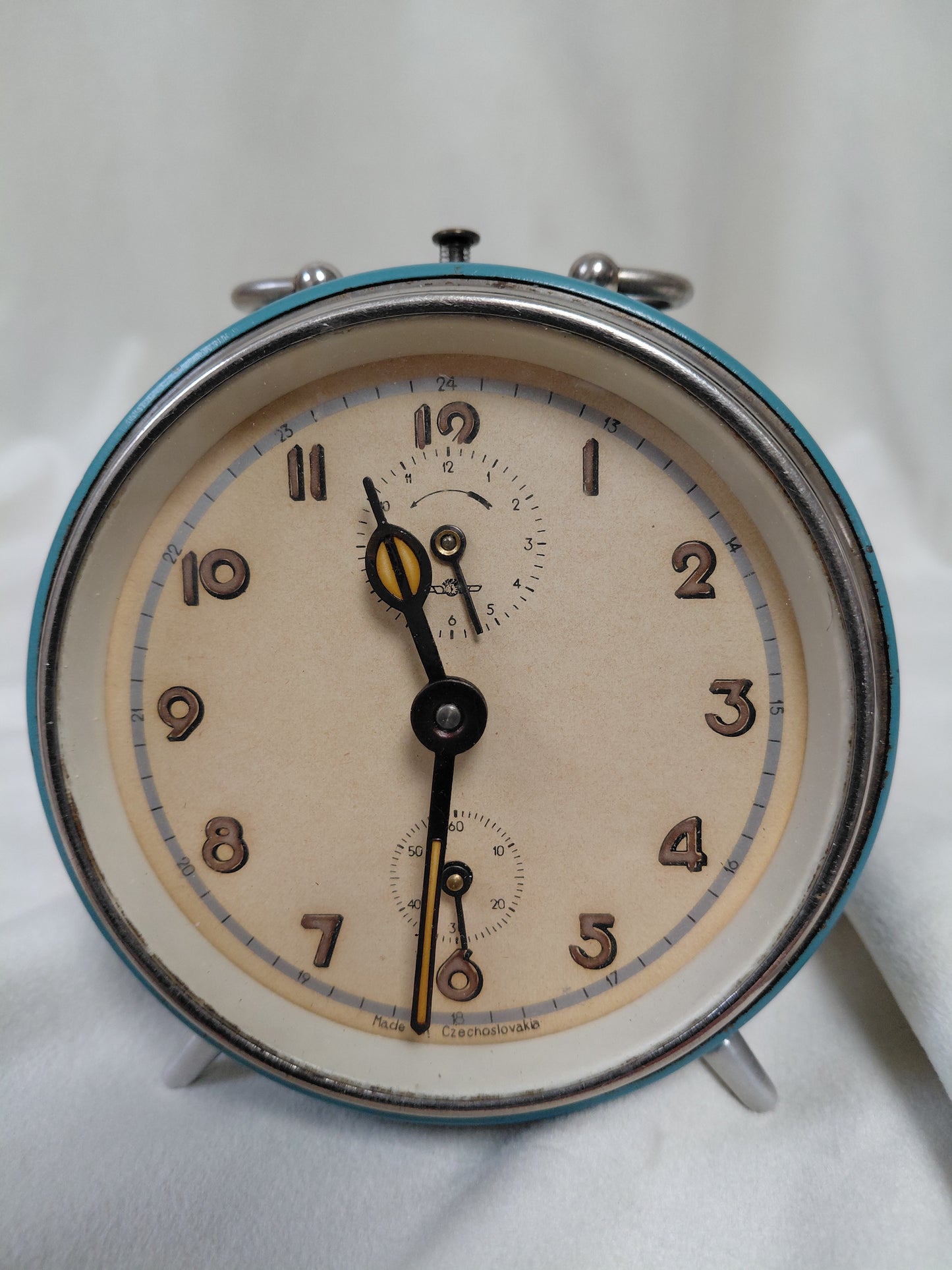 Antík vekjaraklukka (1920-1930s), Made in Czechoslovakia