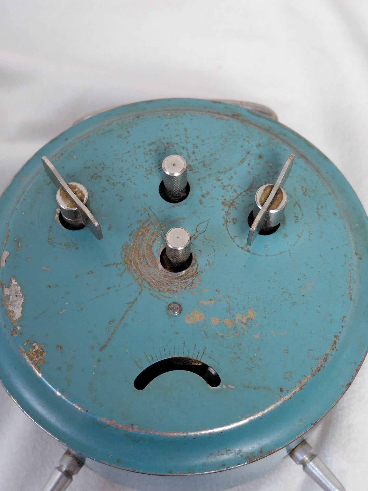 Antík vekjaraklukka (1920-1930s), Made in Czechoslovakia