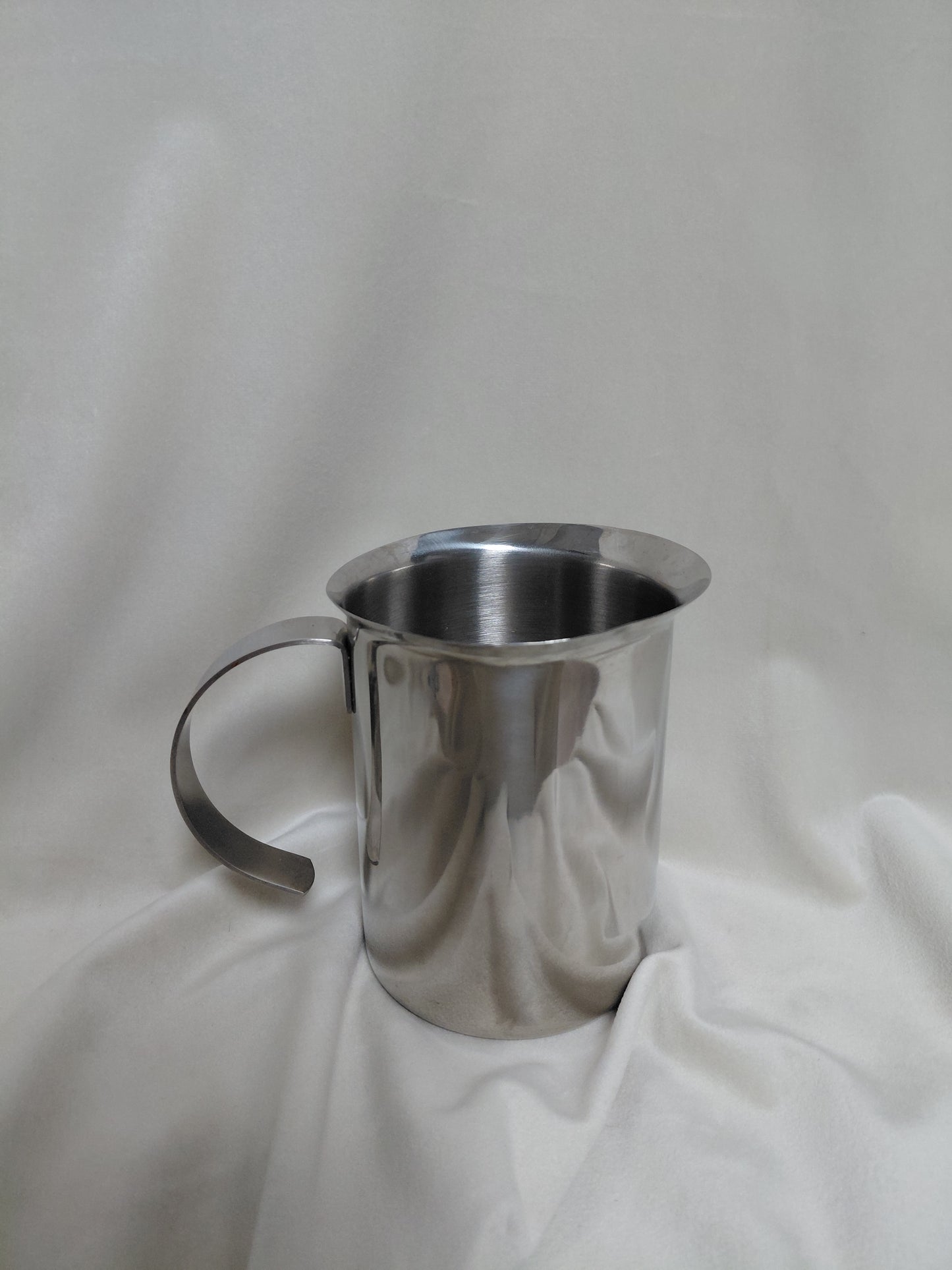 Mjólkur  kanna úr stál (hæð: 13.5 cm)