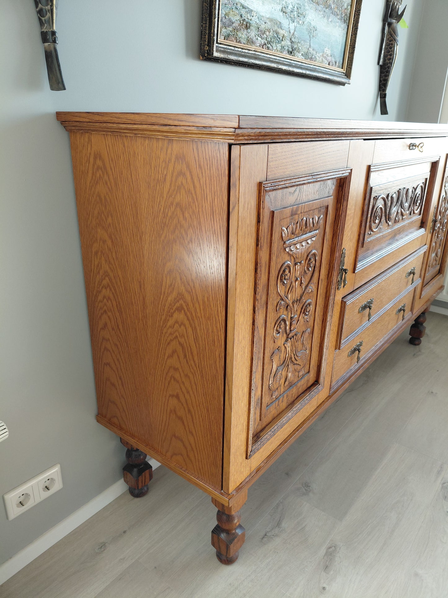 Antík skenkur með bar (1900-1930)