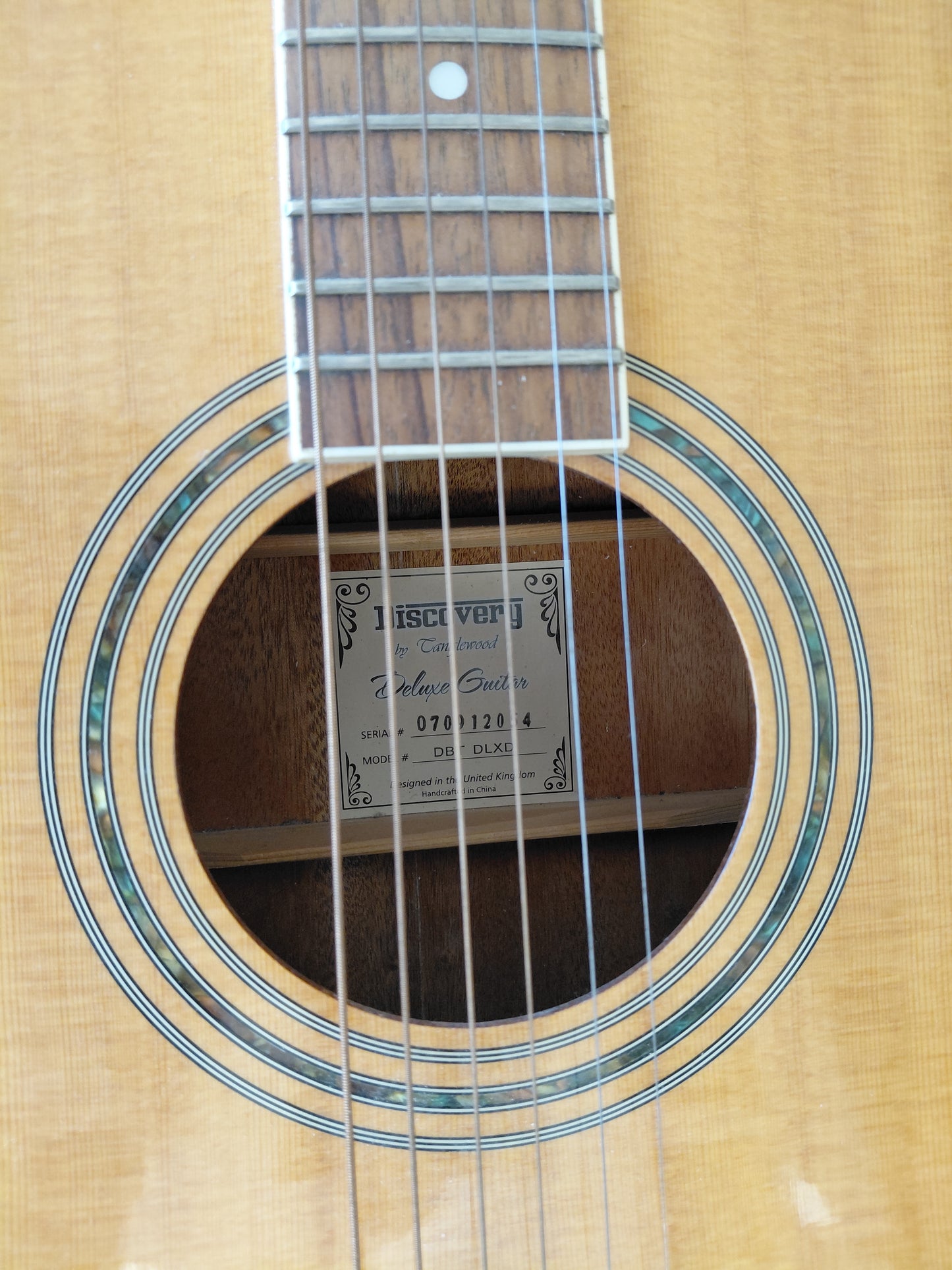 Kassagítar með strappa Discovery Deluxe series, Tanglewood DBT-DLX-D