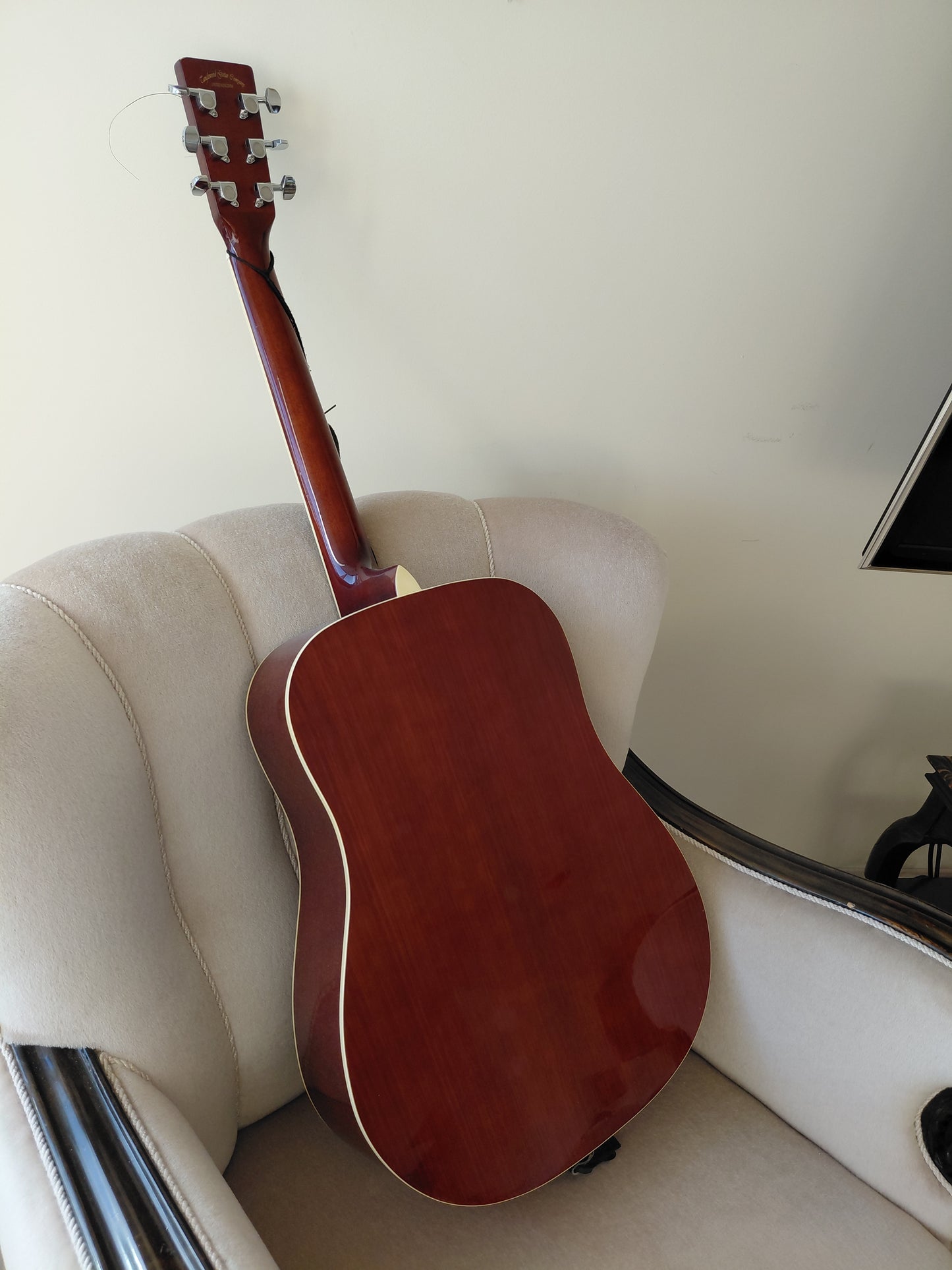 Kassagítar með strappa Discovery Deluxe series, Tanglewood DBT-DLX-D