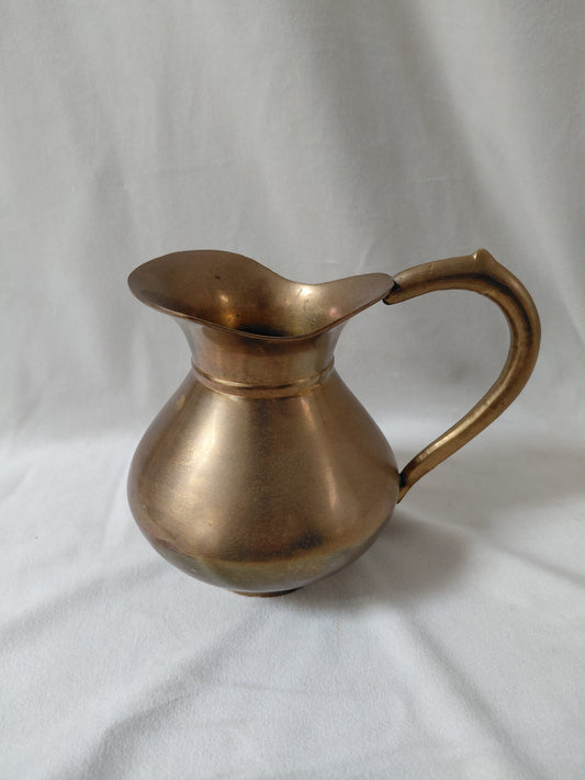 Vintage brass kanna