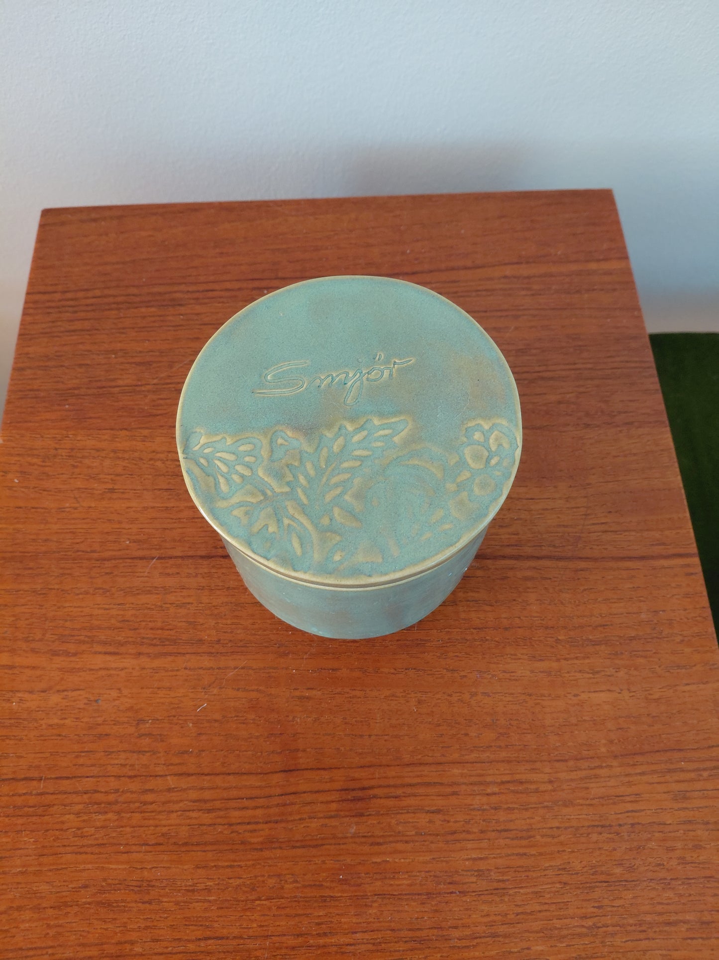 SmjörkrúsN / Butter bell, Leirhús Grétu