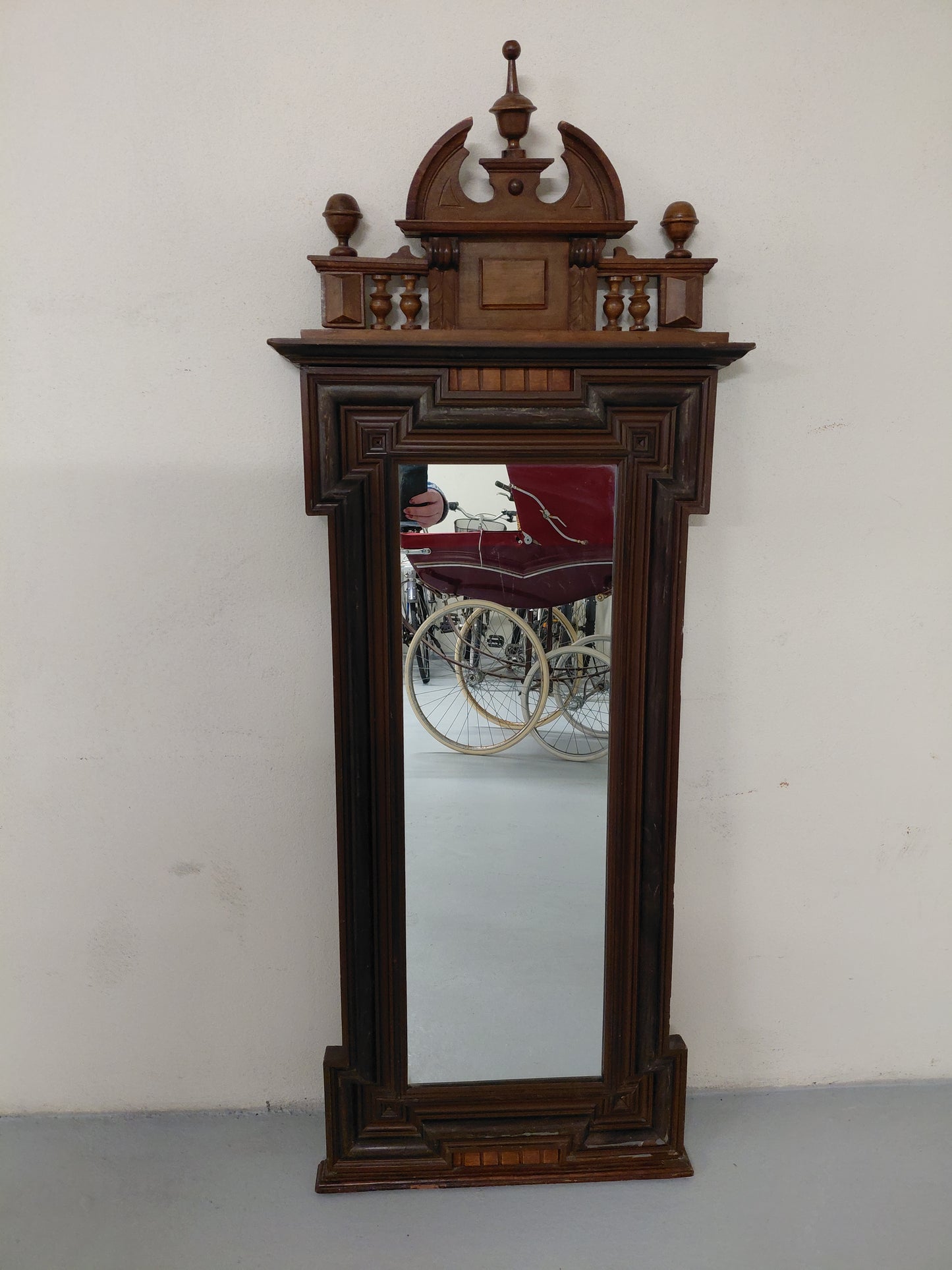 Antík spegill í Neo-Renaissance stíl (1880-1900), Antík