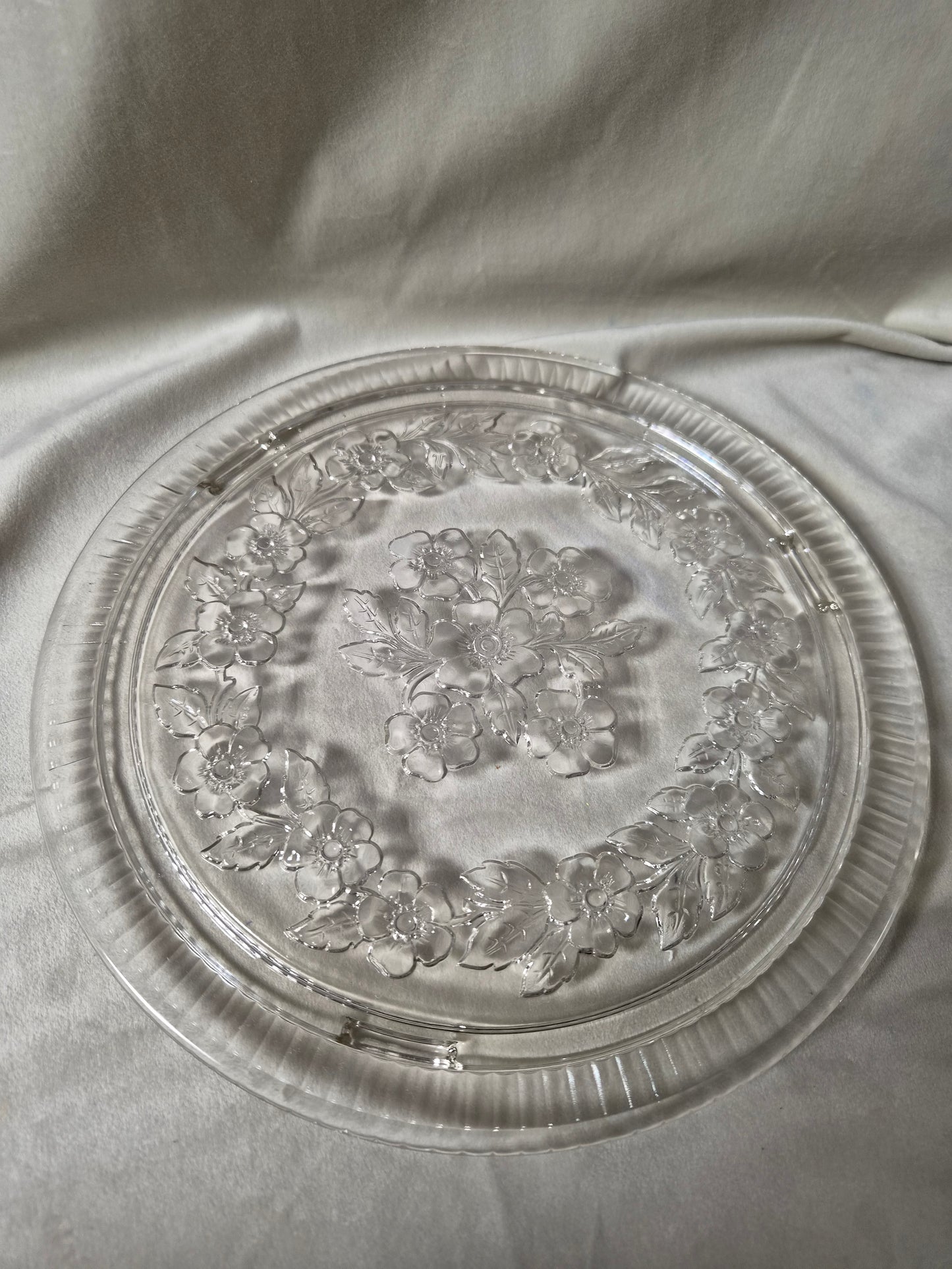 Hringlaga gler kökudiskur á upphækkun Apple Blossom (Ø29 cm), Sovereign House