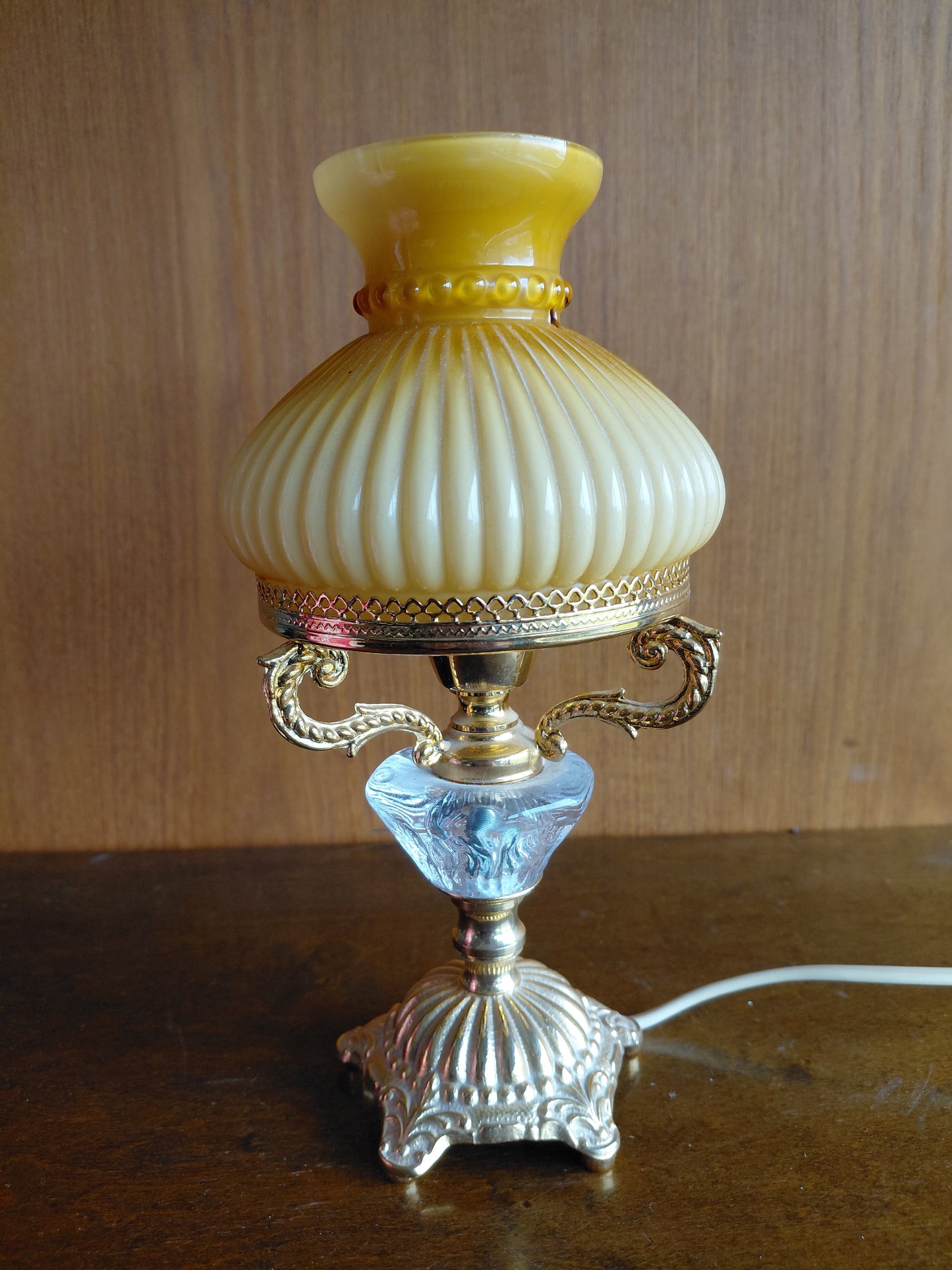 Vintage lítill lampi í boudoir stíl
