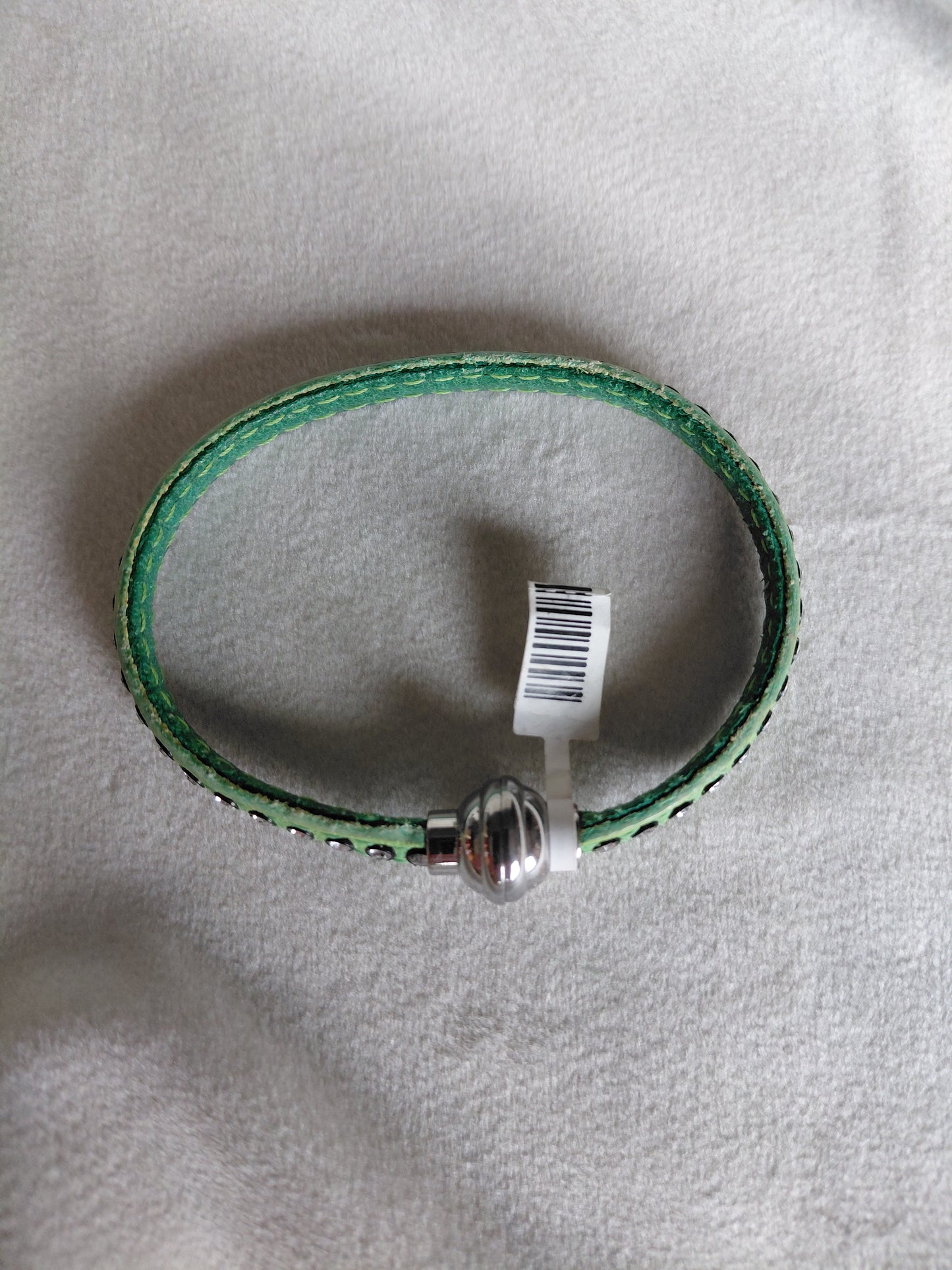 Grænt leður armband með steinum (ónotað), Sif Jakobs