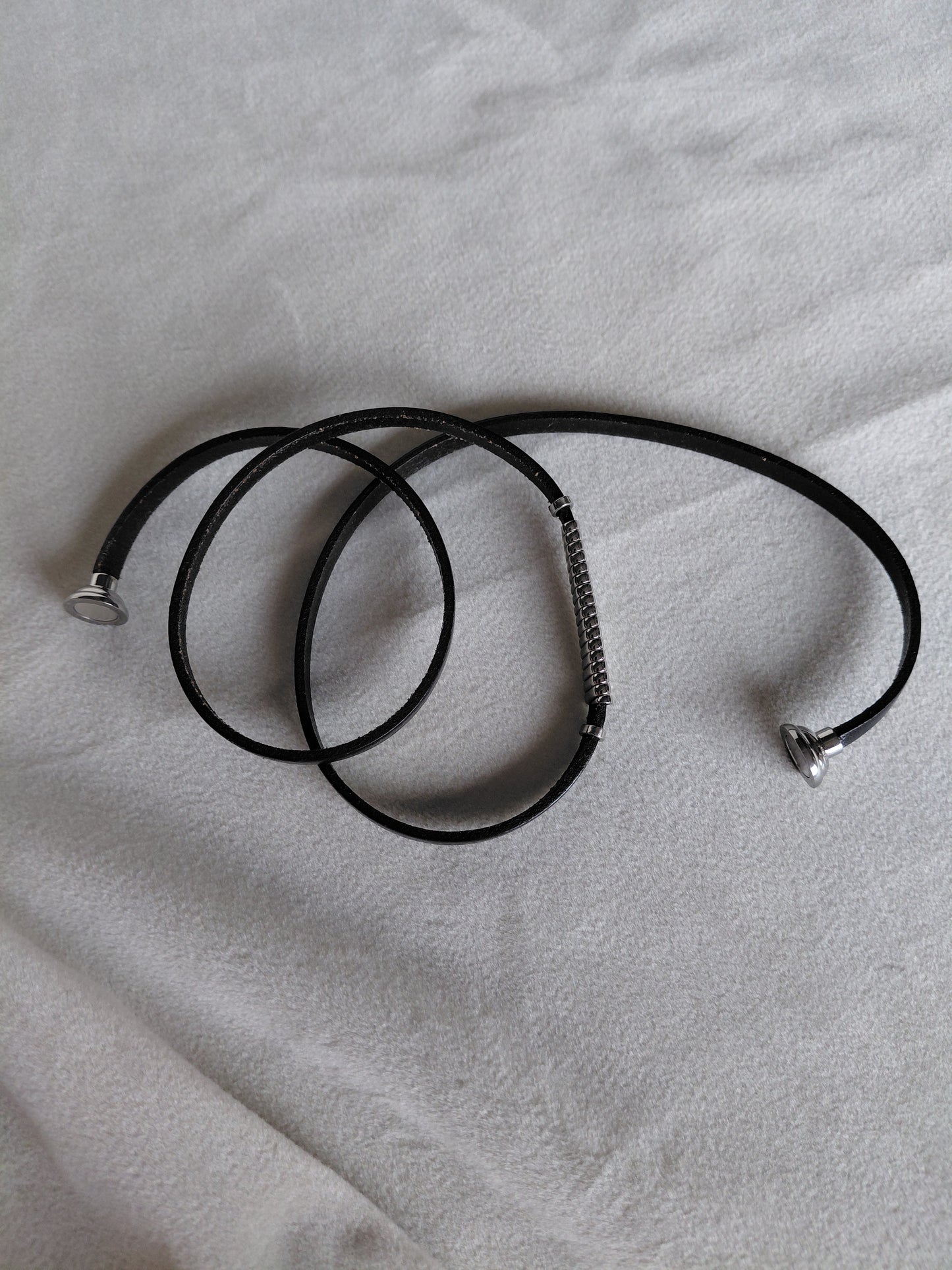 Svart Leður armband með sylgjum