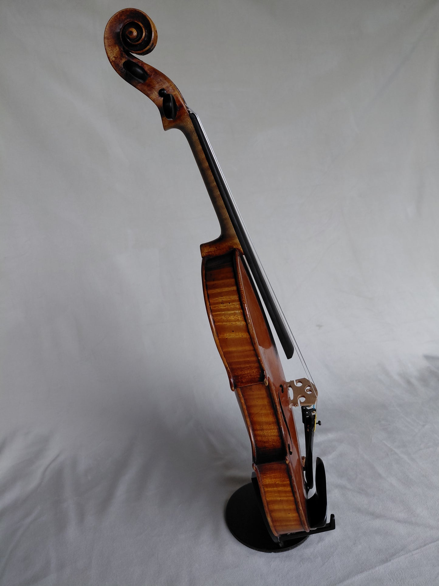 Ensk fiðla (byrjun 20. aldar), Hugo Baille / Unknown maker