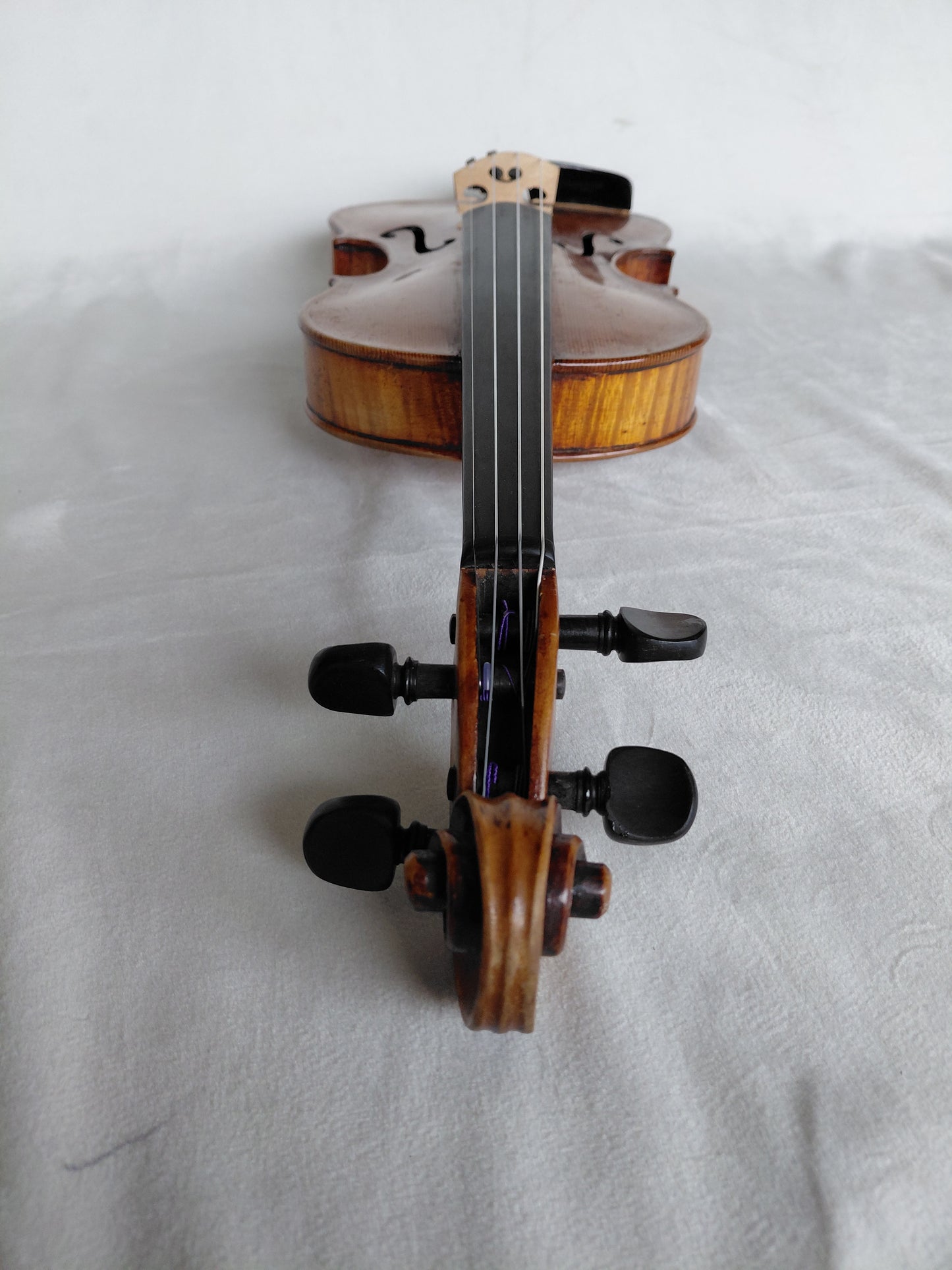Ensk fiðla (byrjun 20. aldar), Hugo Baille / Unknown maker