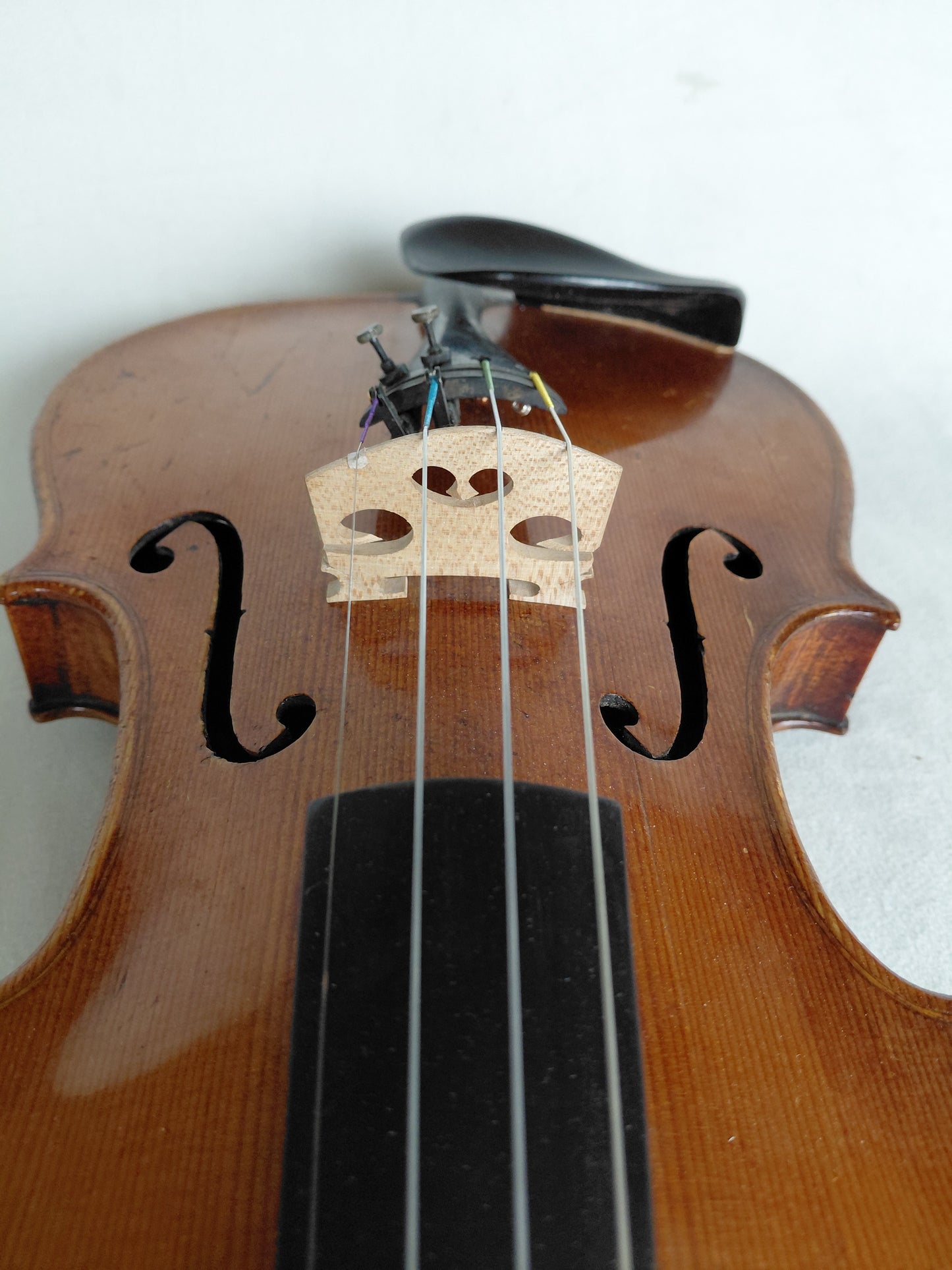 Ensk fiðla (byrjun 20. aldar), Hugo Baille / Unknown maker