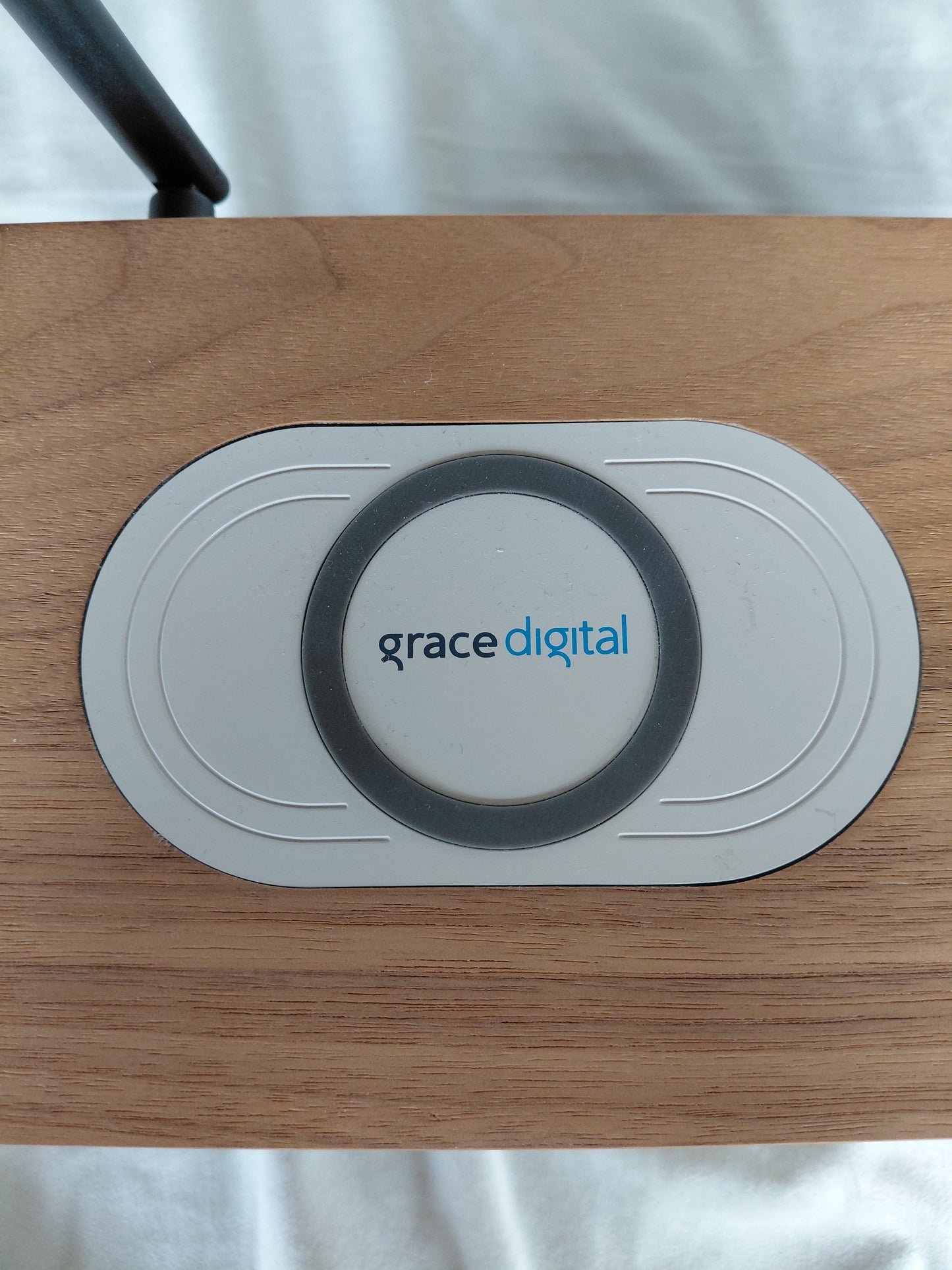 Smart internet útvarp í ramma úr hnotu (2023) Model, Grace Digital