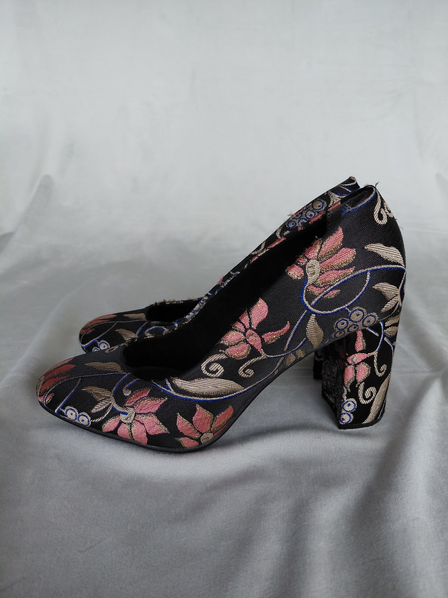 Hæla skór með blóma munstri, EUR 39, Tamaris