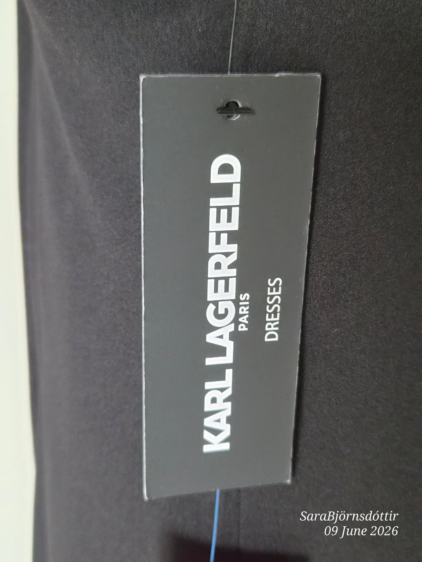 Hnepptur blaser kjóll (2024), EUR 46, Karl Lagerfeld