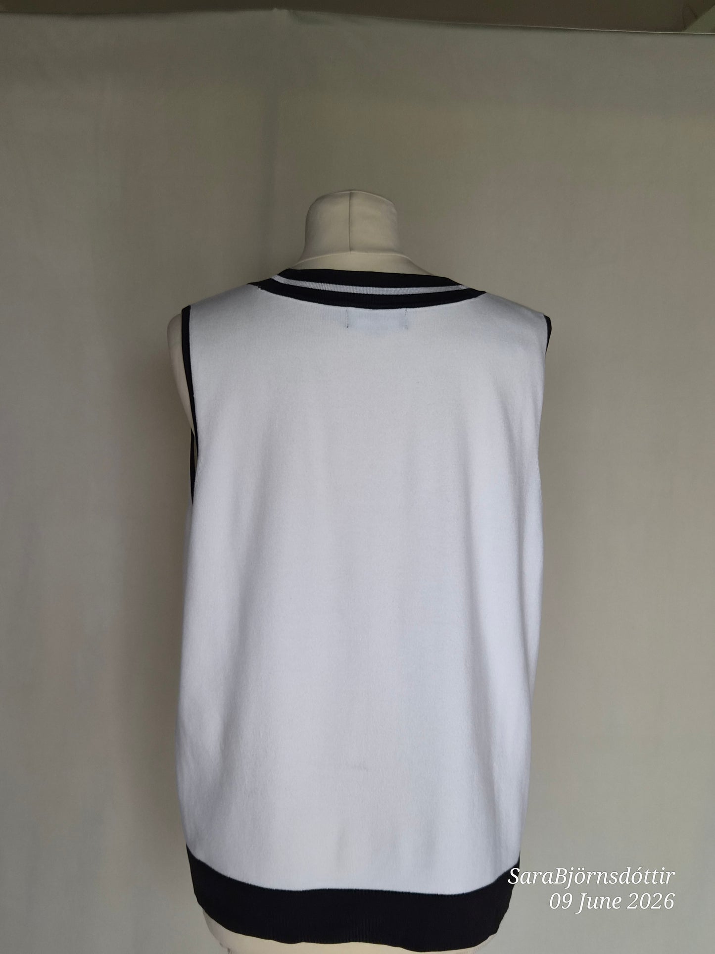 Jakkapeysa - sett (ónotaður 2023-2024), XL, Karl Lagerfeld