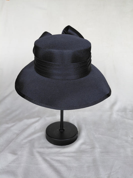 Vintage Calotte hattur (1975-1985), Salisburys