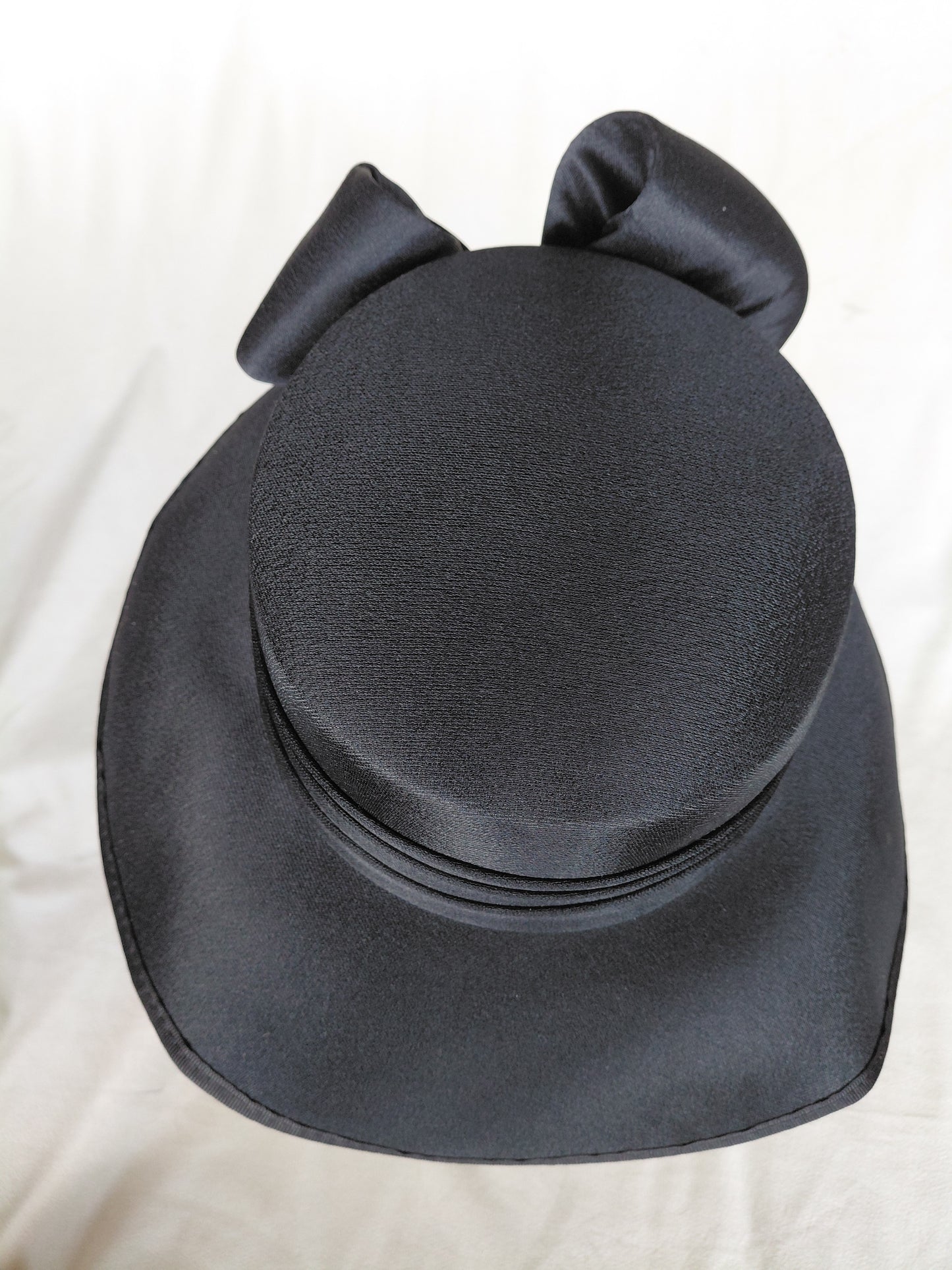 Vintage Calotte hattur (1975-1985), Salisburys