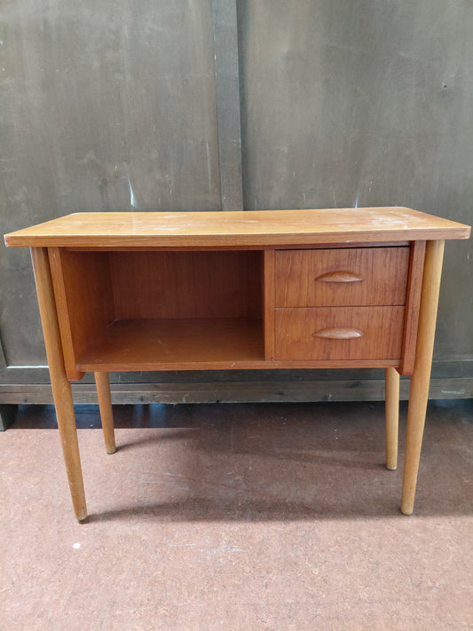 Vintage tekk lítið símaborð