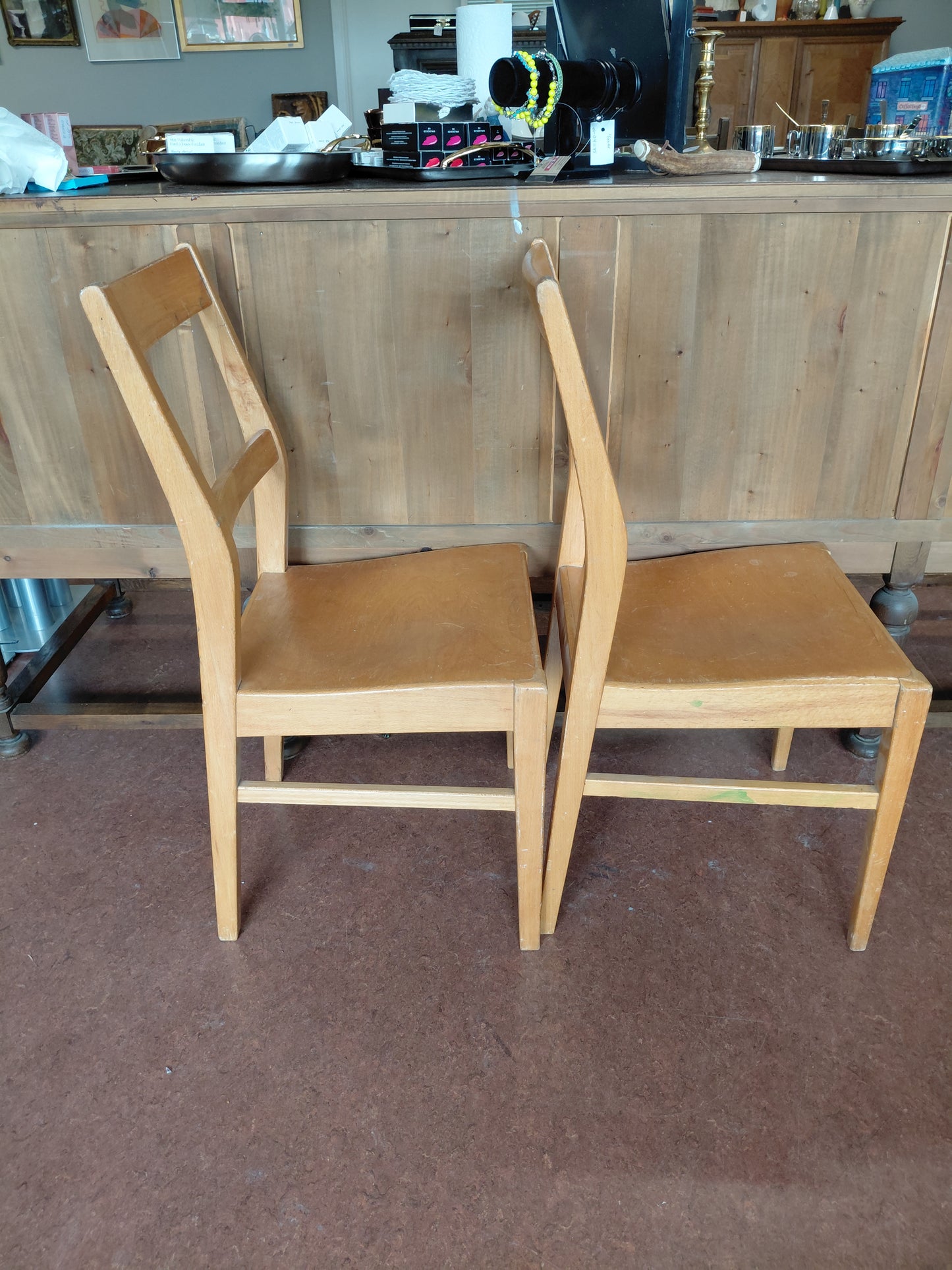 Vintage viðar barna stólar úr grunnskóla í Reykjavík, vintage