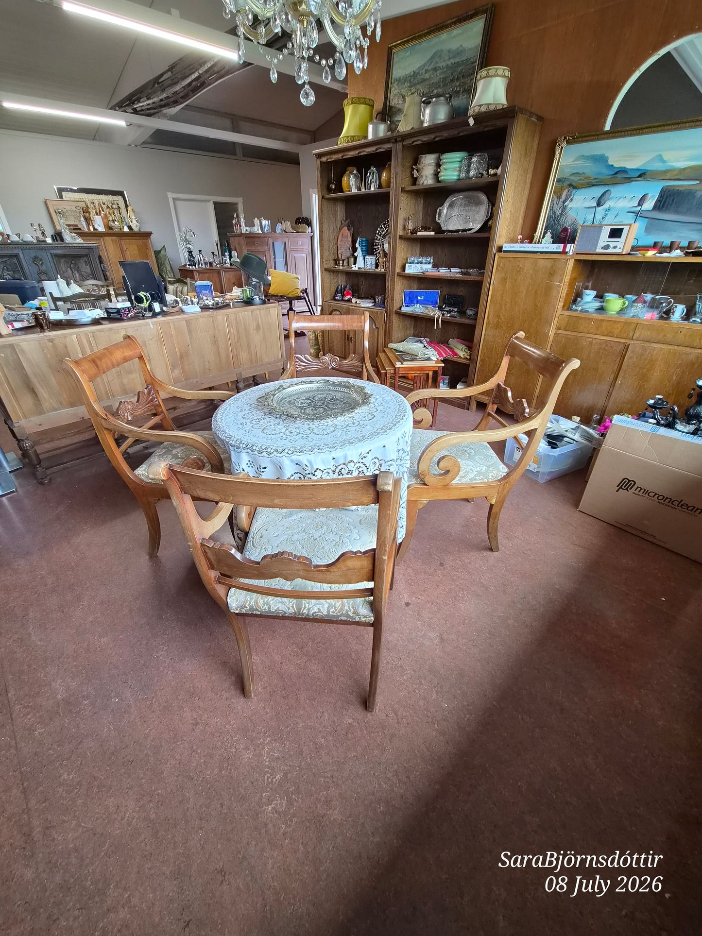 Antík Betri stofu sett í Art Deco stíl - 4 stólar & hringlaga borð, Antík