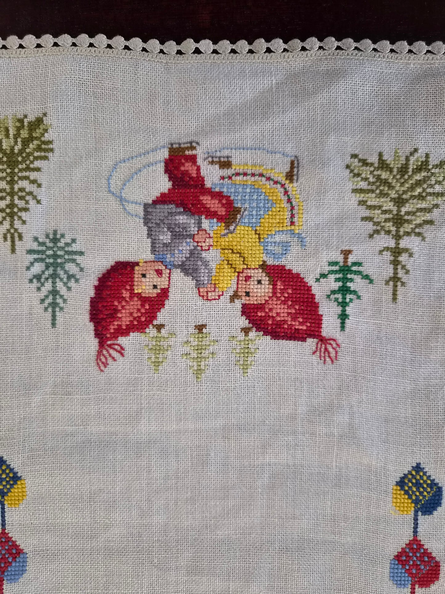 Vintage jólalöber, með handsaumuðu munstri, Vintage