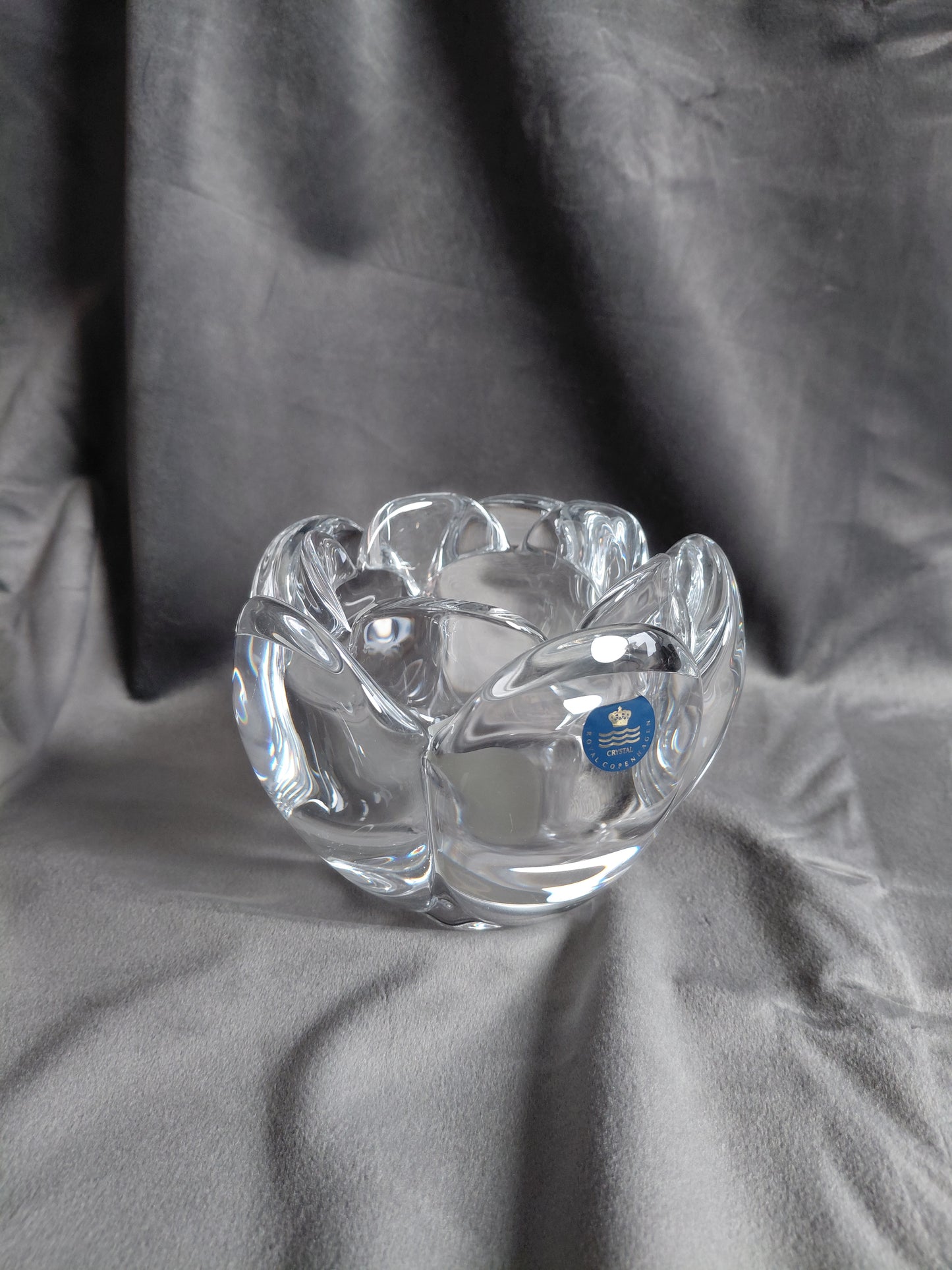 Lotus kertastjaki eftir Torben Jørgensen (1993), Royal Copenhagen