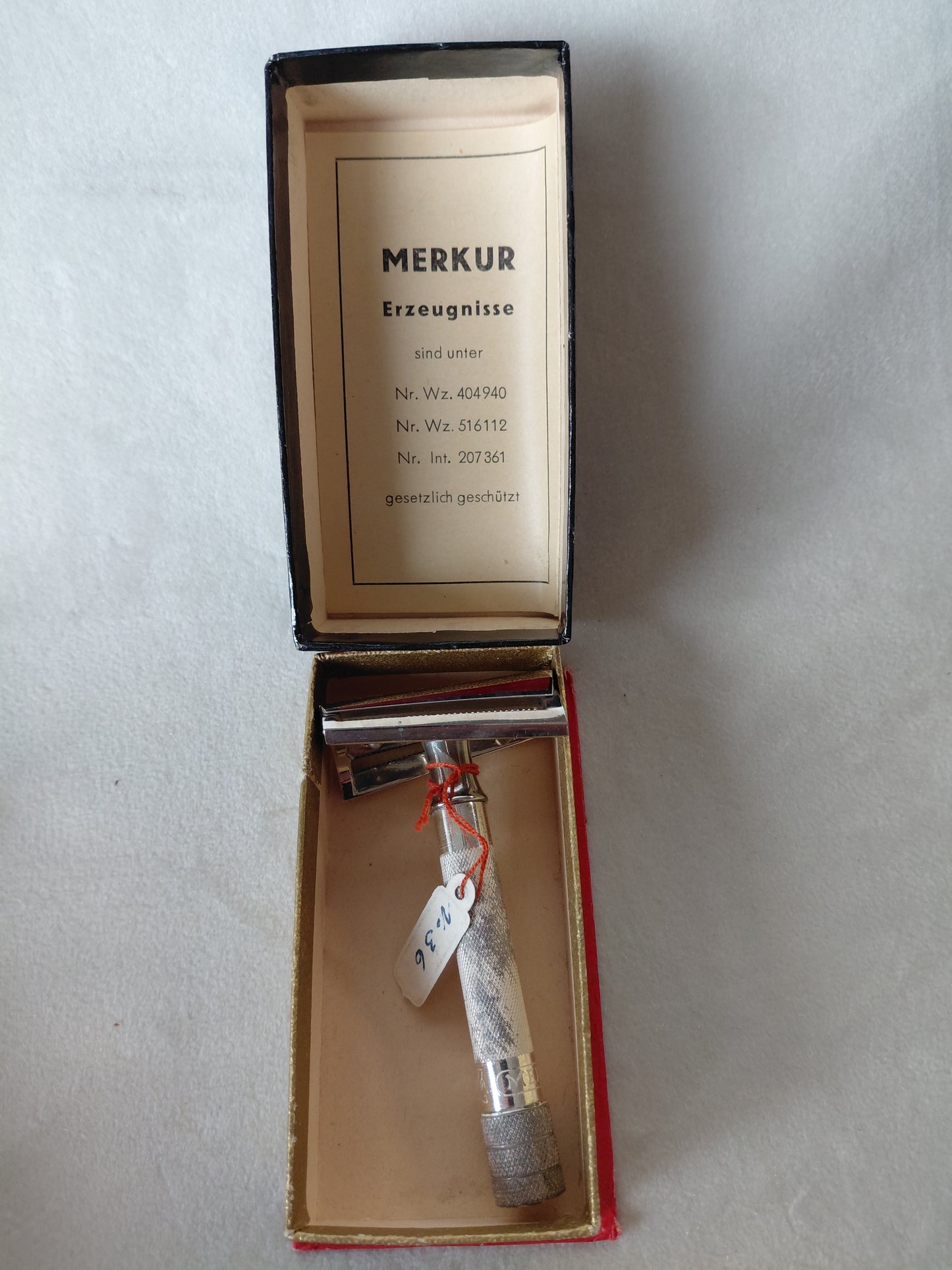 Blautraksturs rakvél Merkur Slant bar/skáskorin (1930-1950) ónotað, Merkur Solingen
