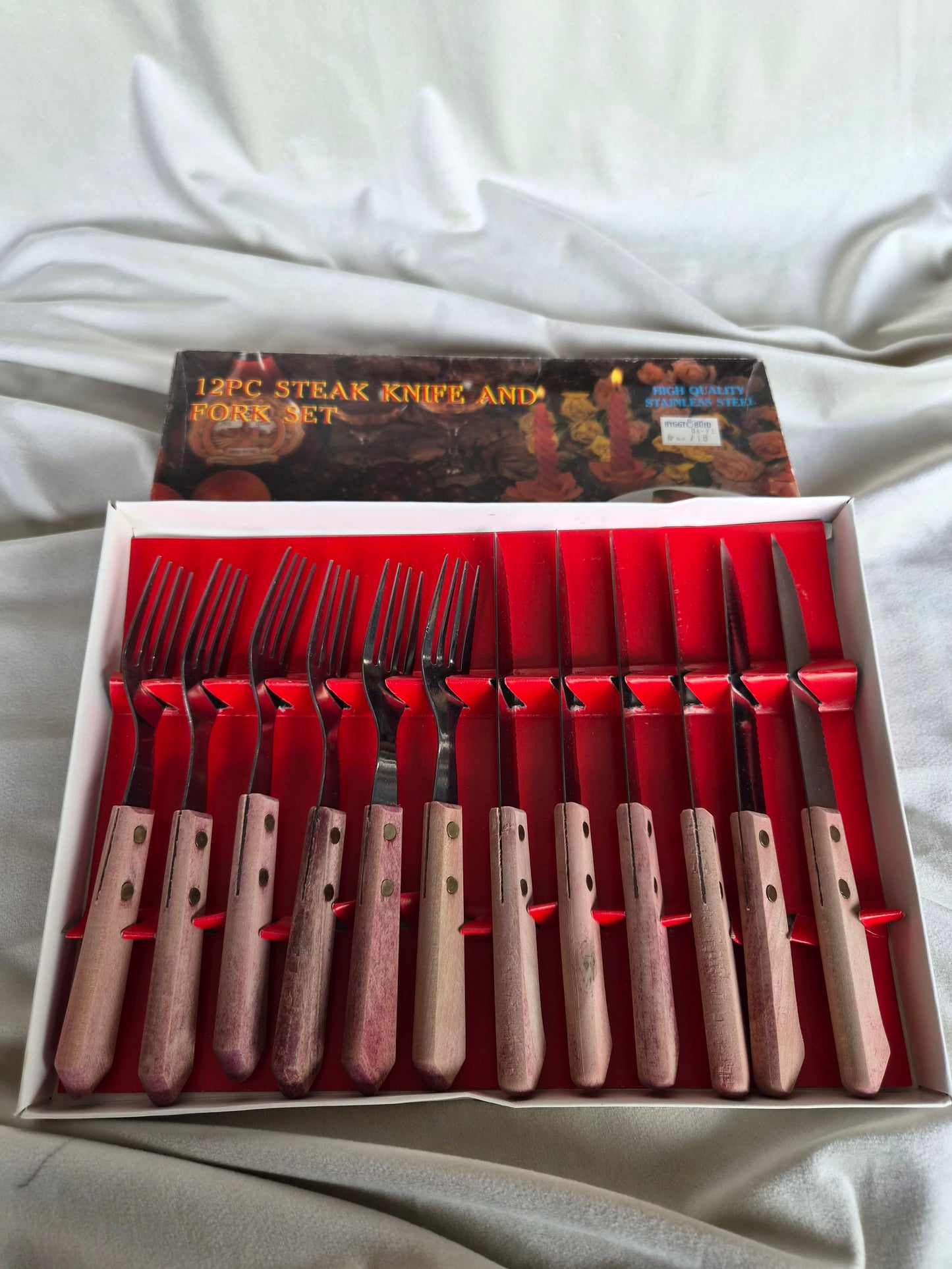 Steikarhnífapör með viðarskafti (12 pc í pakka)