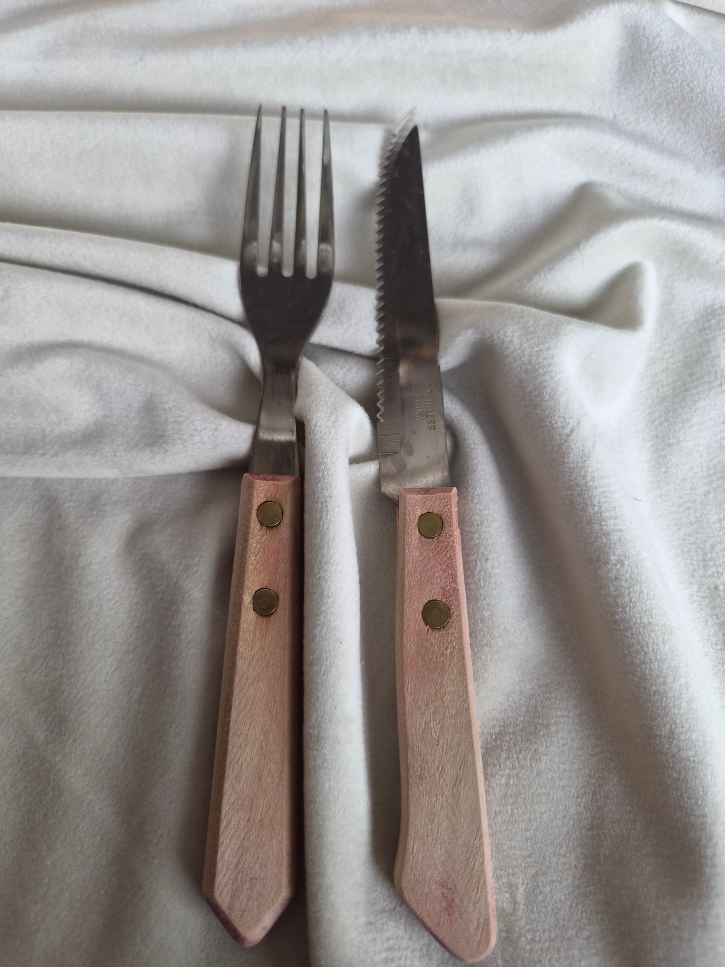 Steikarhnífapör með viðarskafti (12 pc í pakka)