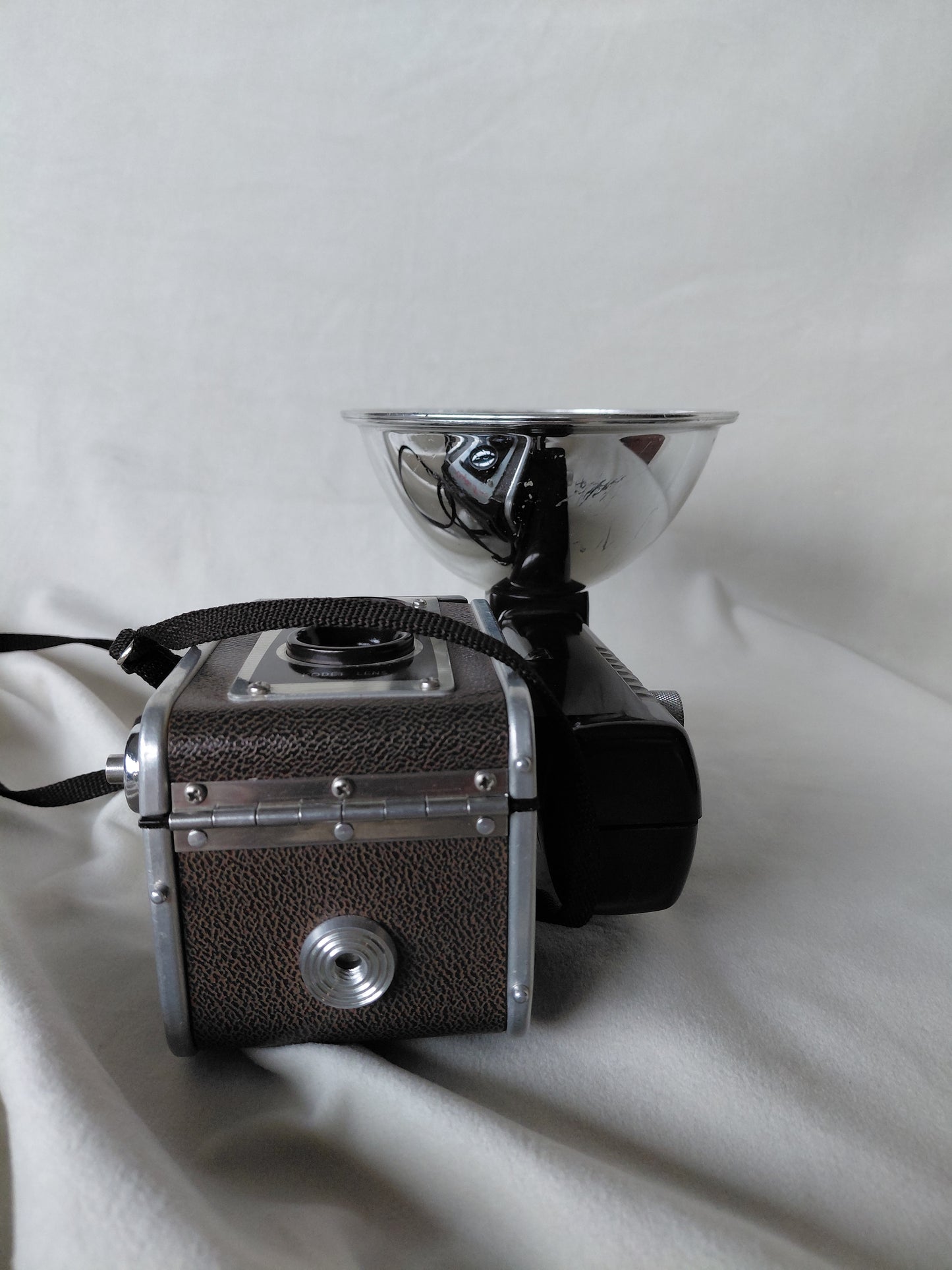Vintage myndavél með flasshaldara Duaflex II (1950-1954), Kodak